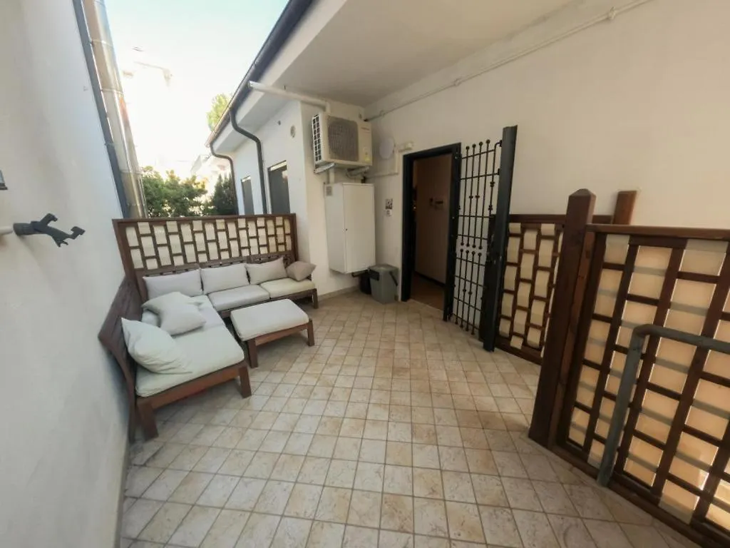 Rapisardi 8 Appartement Riccione Italië